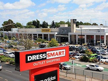 Dress deals smart hornby